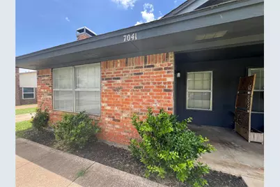 7041 Crosstimbers Lane, North Richland Hills, TX 76182 - Photo 2
