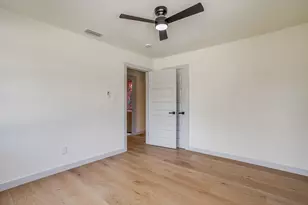 2704 W Biddison St, Fort Worth, TX 76109 - Photo 16