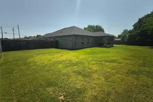 3027 Ames Rd, Lancaster, TX 75134 - Photo 32