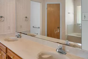 600 Lyndon Dr, Woodway, TX 76712 - Photo 14