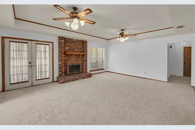 600 Lyndon Drive, Woodway, TX 76712 - Photo 2