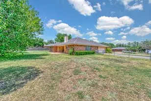 600 Lyndon Dr, Woodway, TX 76712 - Photo 28