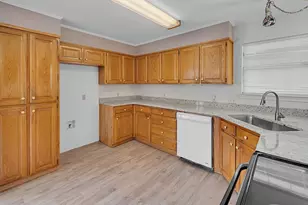 600 Lyndon Dr, Woodway, TX 76712 - Photo 8