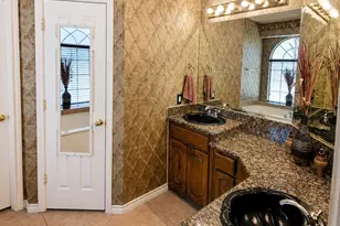 1206 Yukon Dr, Glenn Heights, TX 75154 - Photo 8