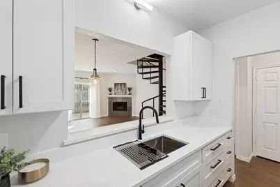 5701 Gaston Avenue #4, Dallas, TX 75214 - Photo 2