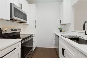 5701 Gaston Ave, Dallas, TX 75214 - Photo 2