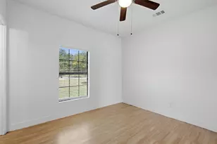 406 E Grayson St, Leonard, TX 75452 - Photo 12