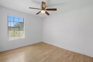406 E Grayson St, Leonard, TX 75452 - Photo 6