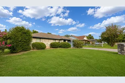 1350 26th Street NE, Paris, TX 75460 - Photo 2