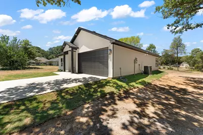 104 Clear Fork Street, Gun Barrel City, TX 75156 - Photo 4