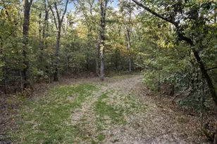 1473 Co Rd 2980, Windom, TX 75492 - Photo 36