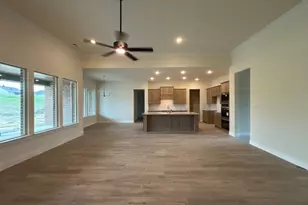 703 Water Side Dr, Van Alstyne, TX 75495 - Photo 6