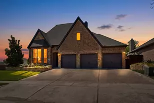 110 Highwood Ave, Oak Point, TX 75068 - Photo 1