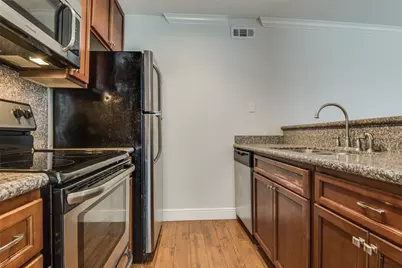 3907 Gilbert Avenue #3, Dallas, TX 75219 - Photo 8