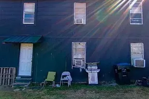 1821 Johnson, Greenville, TX 75401 - Photo 18