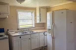 1821 Johnson, Greenville, TX 75401 - Photo 12
