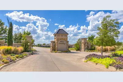 202 Captains Court, Granbury, TX 76049 - Photo 36