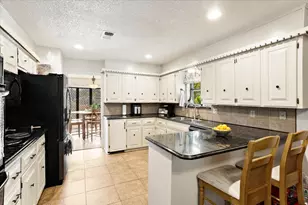 110 Bois D Arc St, Tom Bean, TX 75491 - Photo 10