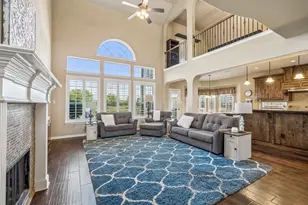 2261 Hideaway Pointe Dr, Little Elm, TX 75068 - Photo 10