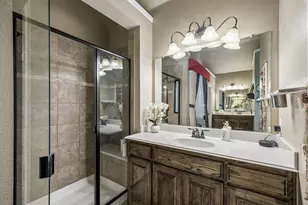 2261 Hideaway Pointe Dr, Little Elm, TX 75068 - Photo 20