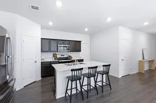 2200 Rustling Oaks Dr, Denton, TX 76209 - Photo 4
