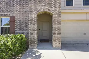 2200 Rustling Oaks Dr, Denton, TX 76209 - Photo 4