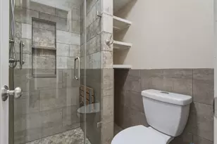 538 Harvest Hill St, Lewisville, TX 75067 - Photo 16