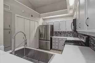 538 Harvest Hill St, Lewisville, TX 75067 - Photo 12
