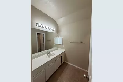 9702 Windy Hollow Drive, Irving, TX 75063 - Photo 16