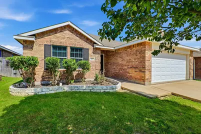652 Lincoln Avenue, Lavon, TX 75166 - Photo 2
