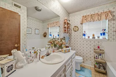 1642 Salesville Road, Mineral Wells, TX 76067 - Photo 16