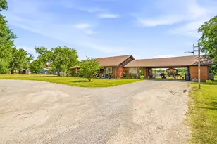 1642 Salesville Rd, Mineral Wells, TX 76067 - Photo 6