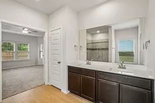 3205 Royal Frst Dr, Denton, TX 76208 - Photo 6