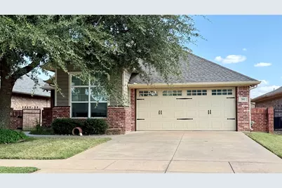 202 Captains Court, Granbury, TX 76049 - Photo 1
