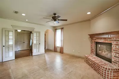 202 Captains Court, Granbury, TX 76049 - Photo 8