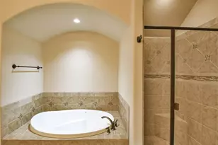 202 Captains Ct, Granbury, TX 76049 - Photo 26