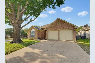 4816 N Cascades Street, Fort Worth, TX 76137 - Photo 2