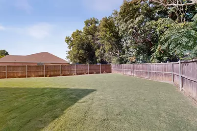 510 Mattie Lane, Lake Dallas, TX 75065 - Photo 32