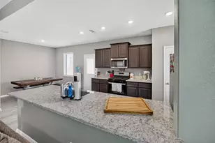 905 Cawthorne Trl, Fort Worth, TX 76108 - Photo 4