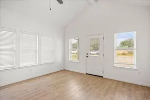 511 W 5th St, Tolar, TX 76476 - Photo 10