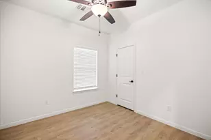 511 W 5th St, Tolar, TX 76476 - Photo 12
