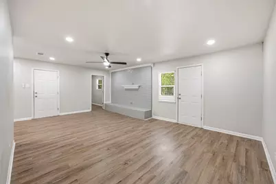 1085 W Park Street, Stephenville, TX 76401 - Photo 6