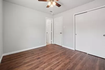5001 Meadowbrook Drive, Fort Worth, TX 76103 - Photo 18
