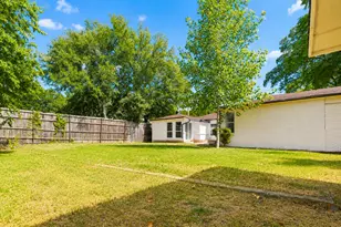 5001 Meadowbrook Dr, Fort Worth, TX 76103 - Photo 38
