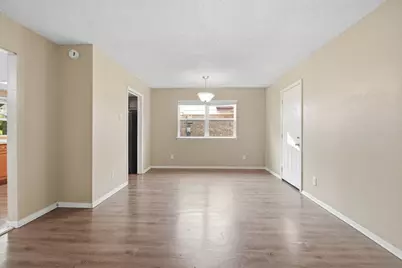 705 Via Avenida, Mesquite, TX 75150 - Photo 6