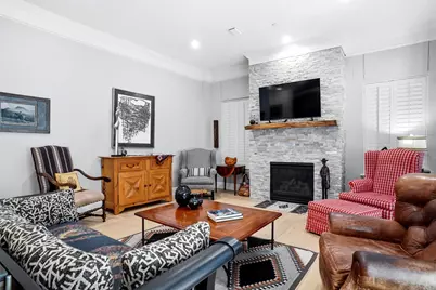 501 Samuels Avenue #120, Fort Worth, TX 76102 - Photo 8