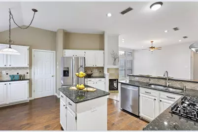 4500 Portrait Lane, Plano, TX 75024 - Photo 4