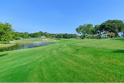103 W Northgate Drive, Irving, TX 75062 - Photo 4