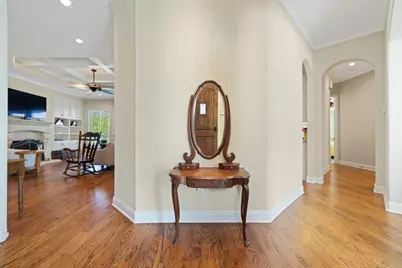 1904 Melbourne Drive, Pantego, TX 76013 - Photo 4