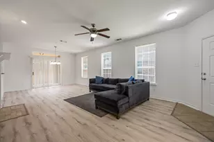 5824 Stone Mountain Rd, The Colony, TX 75056 - Photo 6